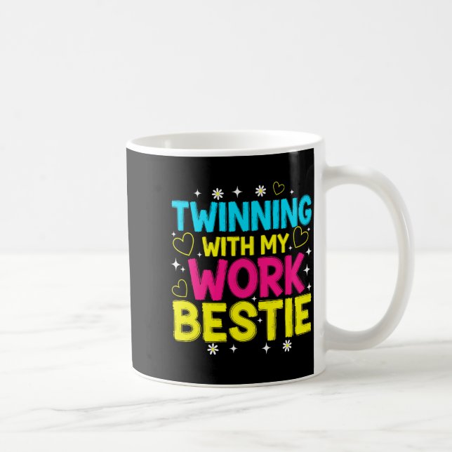 Tvilling med min arbetskamrat dvs Matching Twins D Kaffemugg (Höger)