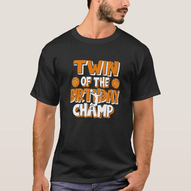 Tvilling till Birthday Champ Boys Basketball Party T Shirt (Framsida)