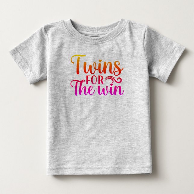 Tvillingar för seger  t shirt (Framsida)