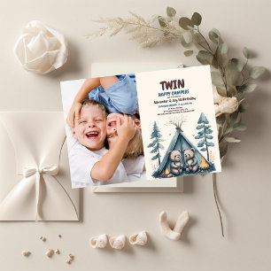 Tvillingar Rustika Ett Glada Camper Födelsedag Inbjudningar