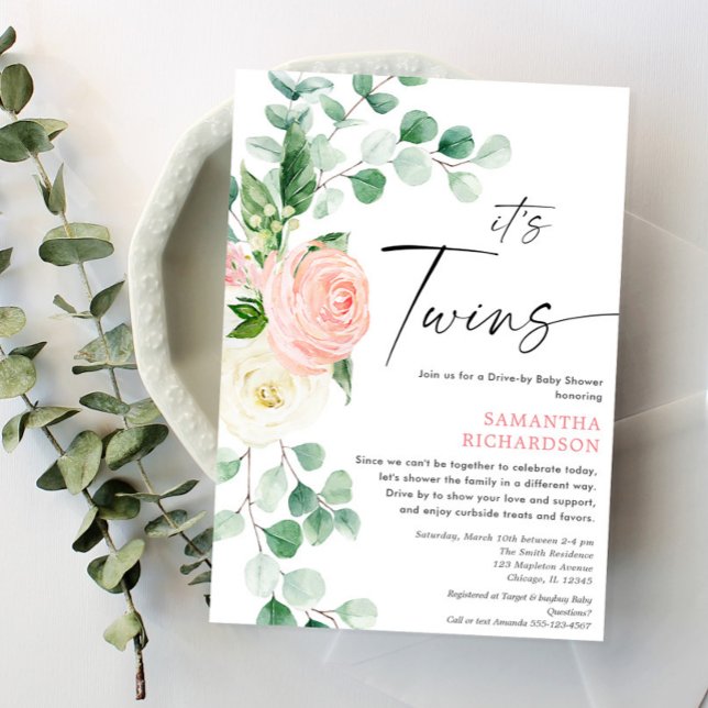 Tvillingflickor kör förbi baby shower rosa grönska inbjudningar (Skapare uppladdad)