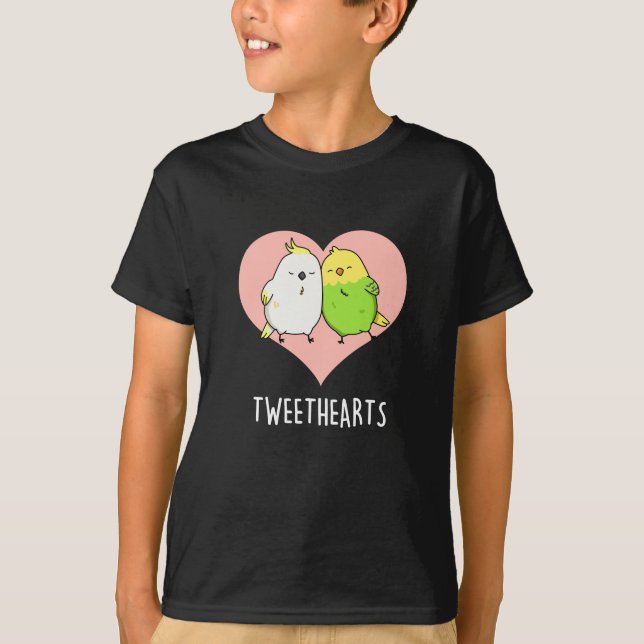 Tweethearts Funny Love birds Pun Mörk BG T Shirt (Framsida)