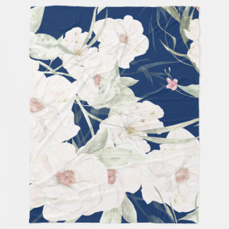 Twilight Bloom I Fleece Blanket - Blommigtar
