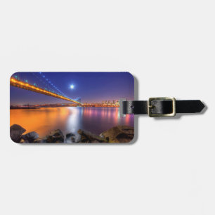Twilight, George Washington Bridge Palisades, NJ. Bagagebricka
