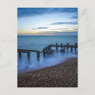 Twilight Himlar over Shoreline and Breakwater Vykort