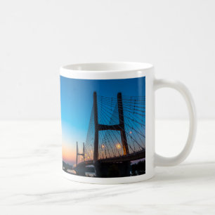 Twilight på Bill Emerson Bridge Kaffemugg