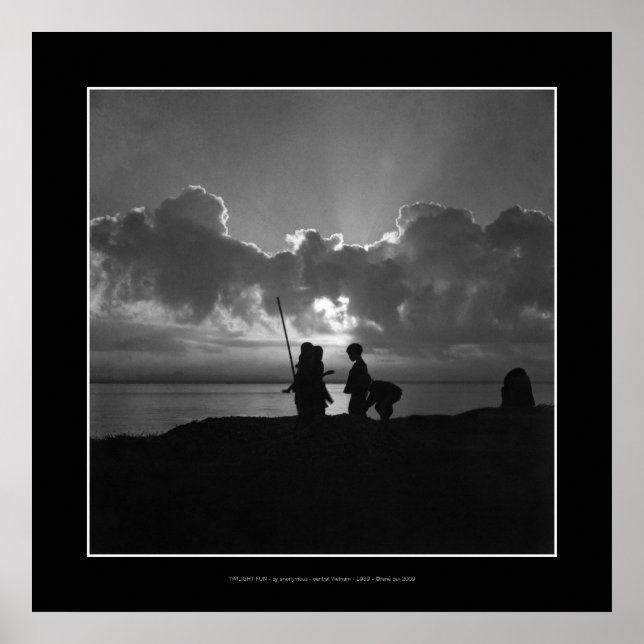 TWILIGHT-ROLIGT (svart bakgrund) Poster (Framsidan)