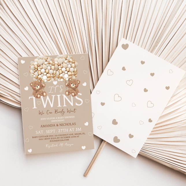 Twillingar bär på elfenbensrelaterade hjärtan och  inbjudningar (Skapare uppladdad)