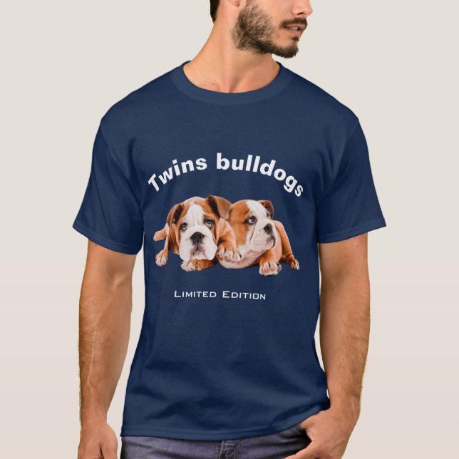 Twillingar bulldog Begränsad Edition för honom mör T Shirt (Framsida)