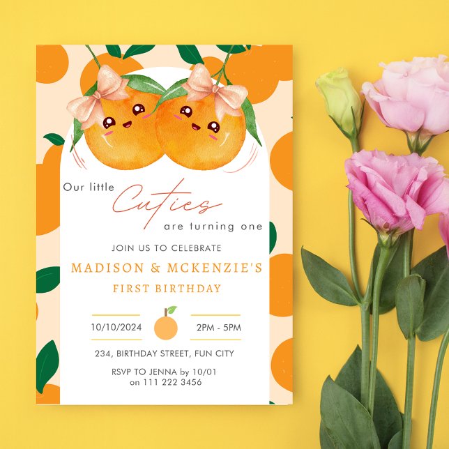 Twillingar Little Cuties Orange 1:a födelsedag Inbjudningar (Twins Little Cuties Orange 1st Birthday Invitation)