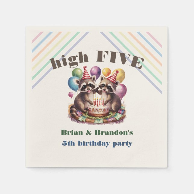 twillingar med hög födelsedagsfest med temafält pappersservett (Framsidan)