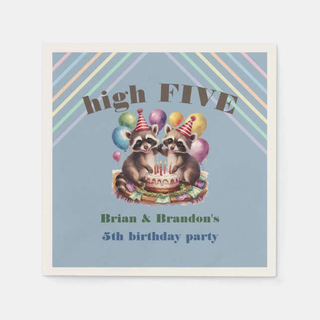 twillingar med hög födelsedagsfest med temafält pappersservett (Framsidan)