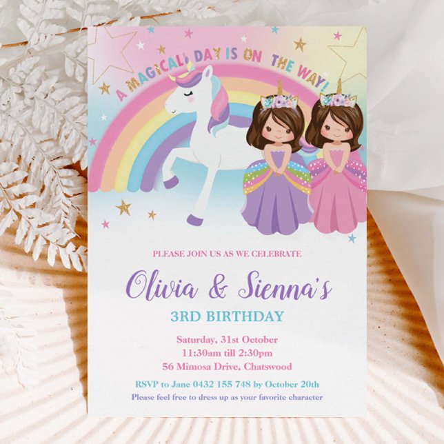 Twillingarna Brunette Princesses och Unicorn Birth Inbjudningar (Skapare uppladdad)