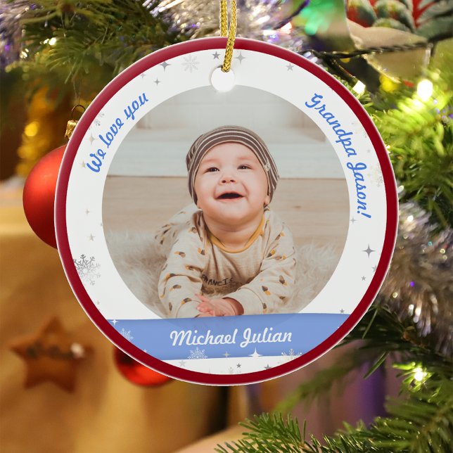 Twin Boys Photos Grandpa Cute Första jul Baby Julgransprydnad Keramik (Modern Elegant Cute First Christmas Baby Twins Boys We love you Grandpa Snowflakes Stars Red Frame)