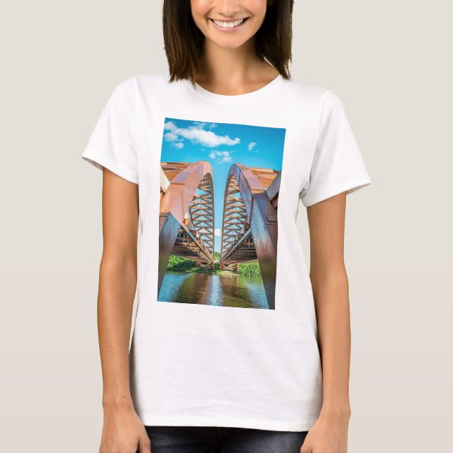 Twin Bridges T Shirt (Framsida)