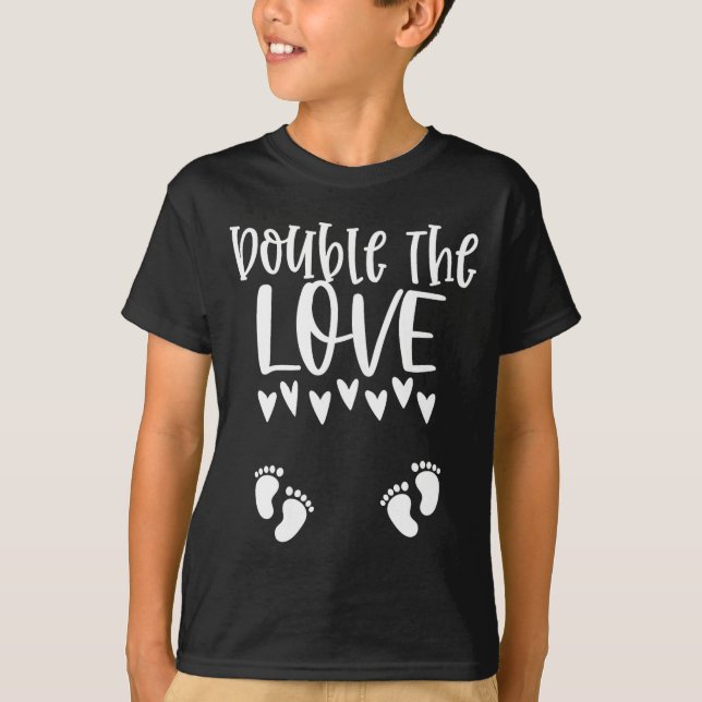 Twin Pregnancy Valentines Day Pregnant Mom Baby An T Shirt (Framsida)
