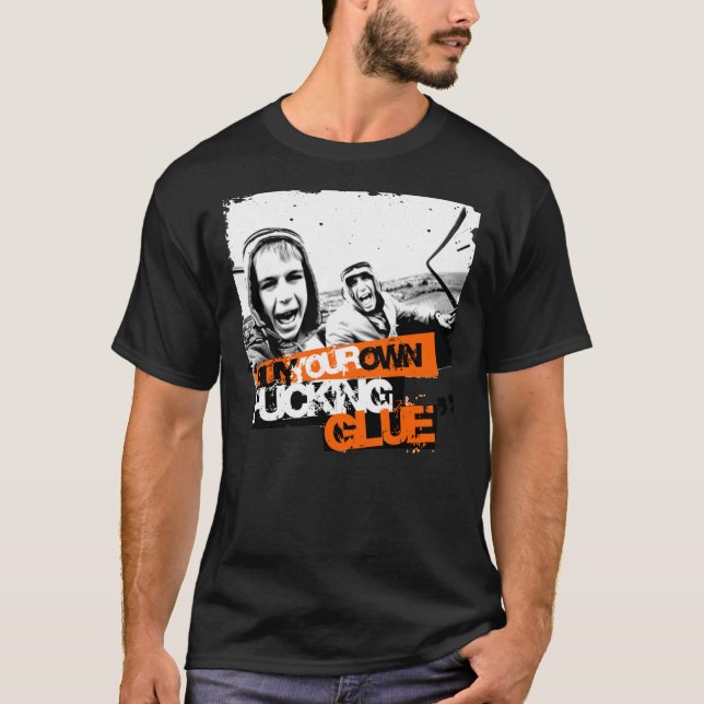 Twin Town Essential T-Shirt (Framsida)