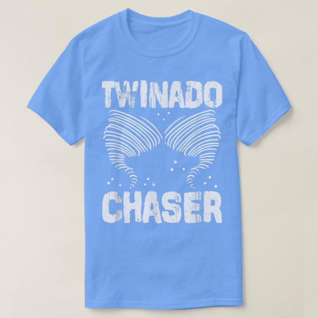 Twinado Chaser Funny Mamma Pappa Twin Parents T Shirt (Design framsida)