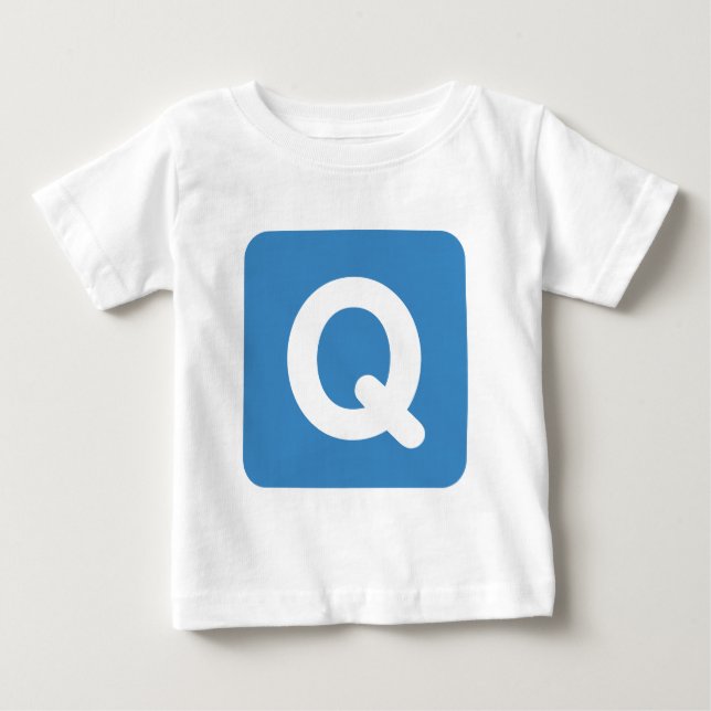 Twitter emoji letter Q Tee (Framsida)