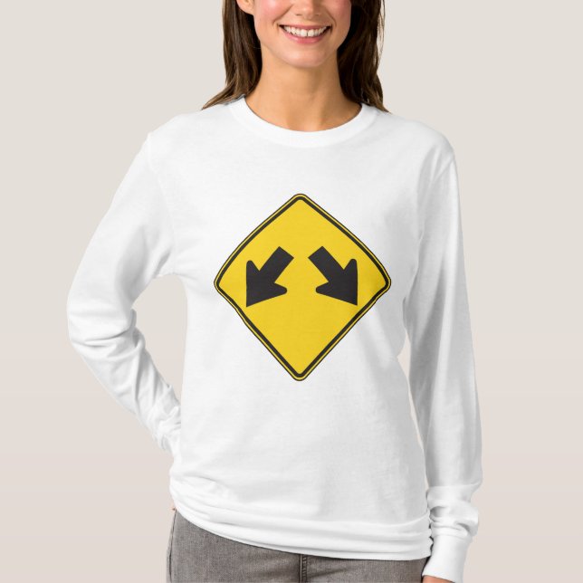 Two Downward Arrows Warning Road Sign T Shirt (Framsida)