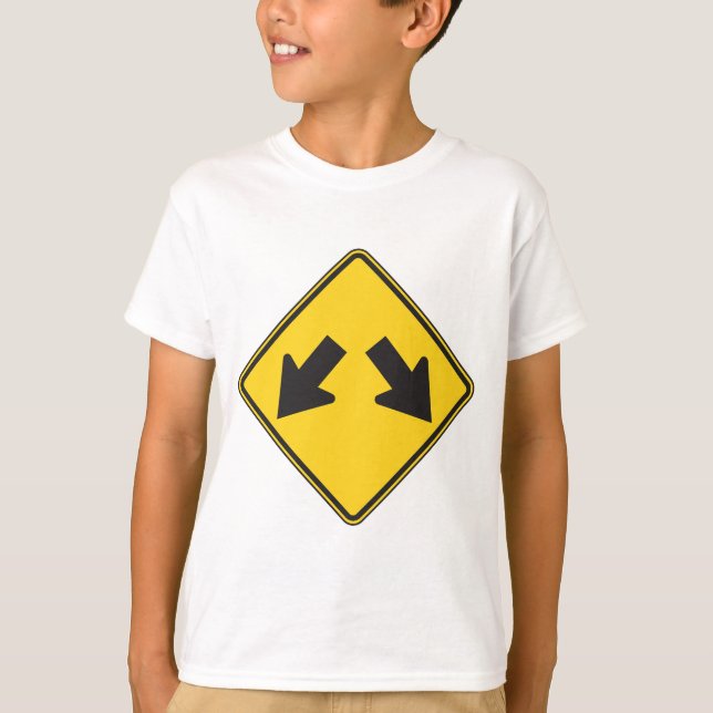 Two Downward Arrows Warning Road Sign T Shirt (Framsida)