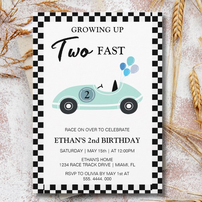 TWO Fast Tävling-bilparkeringar andra födelsedag P Inbjudningar (Skapare uppladdad)
