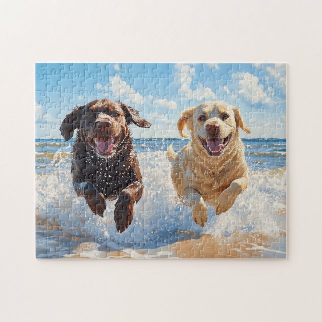 Two Labrador Retrievers on Beach Pussel (Horisontell)