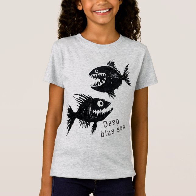 Two scary fish, personalized t shirt (Framsida)