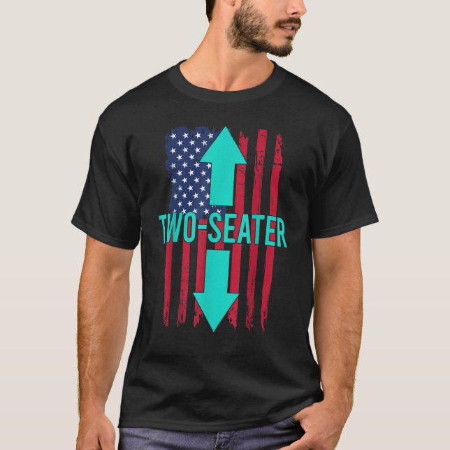 Two Seater  Two Seater  2 Seater  Two Seater T Shirt (Framsida)
