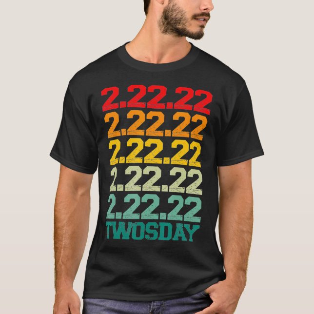 TWOSDAY February 22nd 2022 Funny 22222 Retro Vinta T Shirt (Framsida)