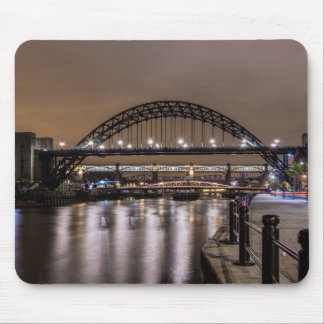 Tyne Bridges på natten Musmatta