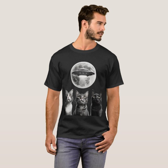 Tyngj 3 Skrämt Cats Måne UFO Alien Earth Invasion T Shirt (Hel framsida)