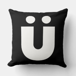 TYP(O) Creations: Umlaut Ü Kudde