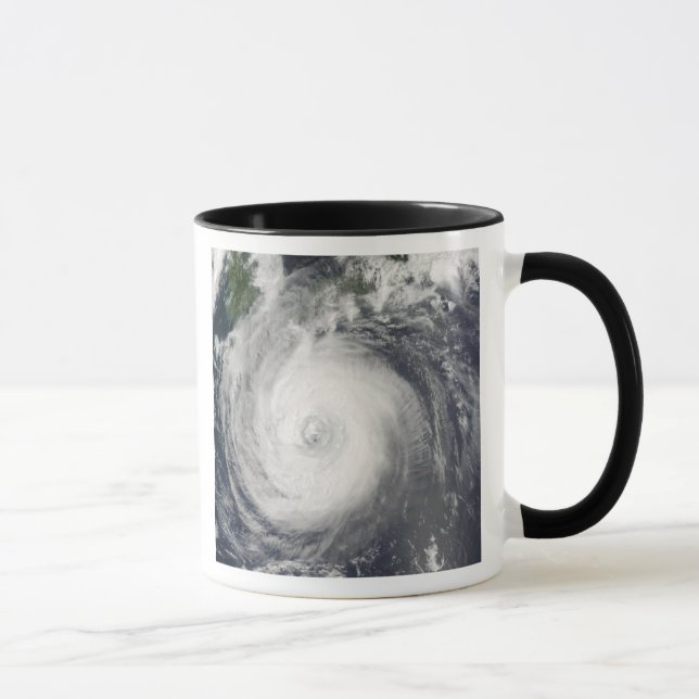 Typhoon Chaba Mugg (Höger)