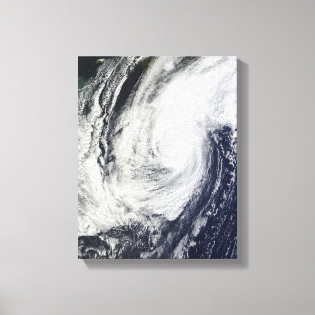 Typhoon Chaba över Ryukyu-öarna, Japan Canvastryck (Framsida)