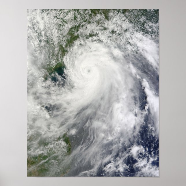 Typhoon Chanthu Poster (Framsidan)