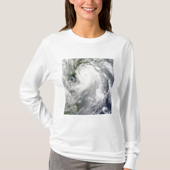 Typhoon Chanthu T-shirt (Framsida)