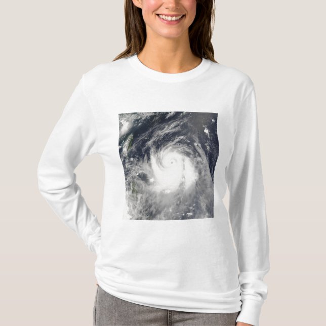 Typhoon Ewiniar Tee Shirt (Framsida)