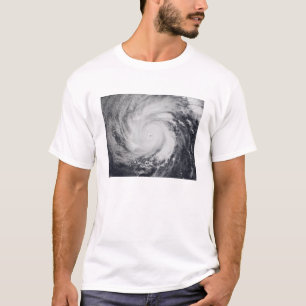 Typhoon Faxai i det westerna Stilla havet T Shirt