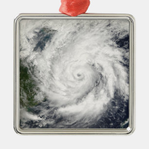 Typhoon Kai-Tak Julgransprydnad Metall
