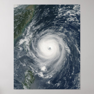 Typhoon Longwang närmar sig Taiwan Poster