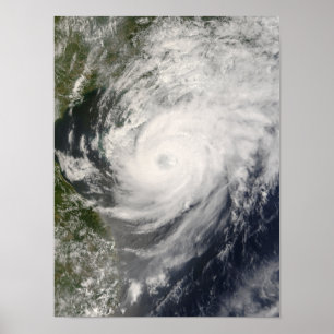 Typhoon Neoguri närmar sig China Poster