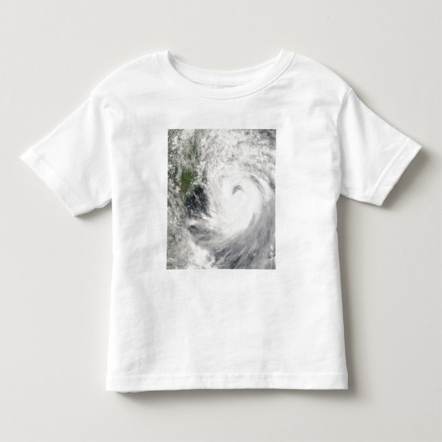 Typhoon Prapiroon T-shirt (Framsida)