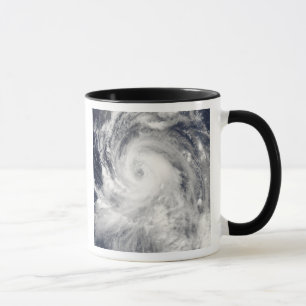 Typhoon Tingting över den nordliga Marianaen Isla Mugg