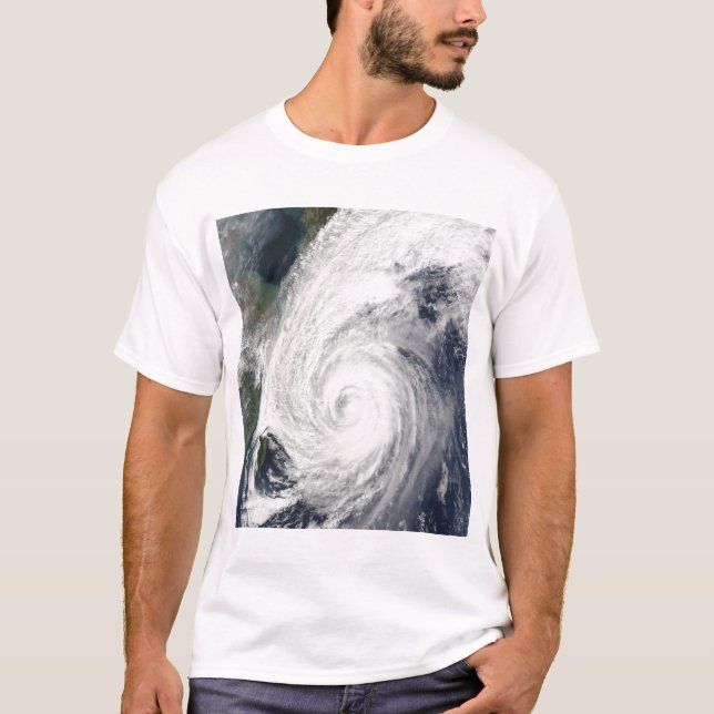 Typhoon Tokage söder om Japan Tee Shirt (Framsida)