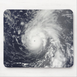 Typhoon Vamco i Stilla havet Musmatta