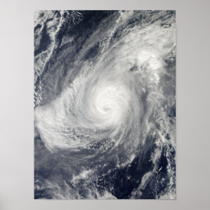 TyphoonNida söder-southwest av Iwo Jima Poster