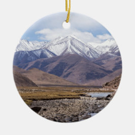 Typisk tibetansk bergslandskap julgransprydnad keramik