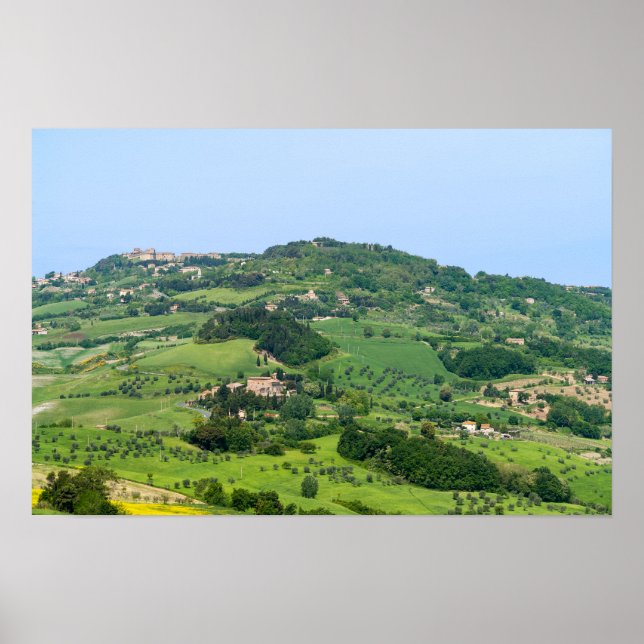 Typiskt liggande i Toscana med Backe - Italien Poster (Framsidan)