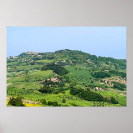 Typiskt liggande i Toscana med Backe - Italien Poster